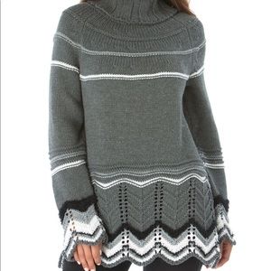 Charcoal sweater with zig zag accents